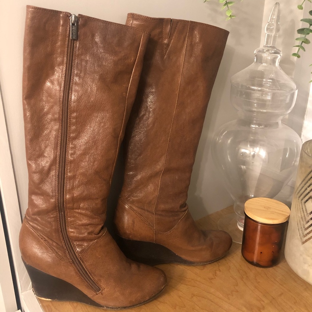 Kenneth Cole Wedge Riding Boots